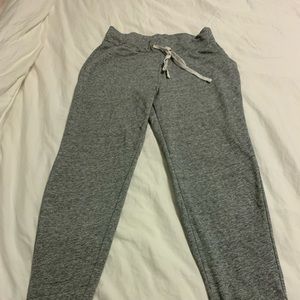 Old Navy Gray Women’s Jogger Sweatpants
